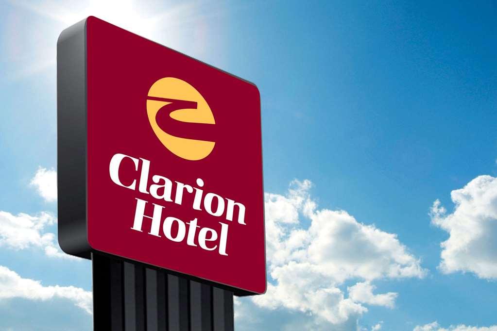 Clarion 4*
